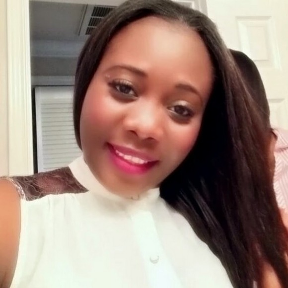 Meet your Posher, Prisca - Picture 1 of 1